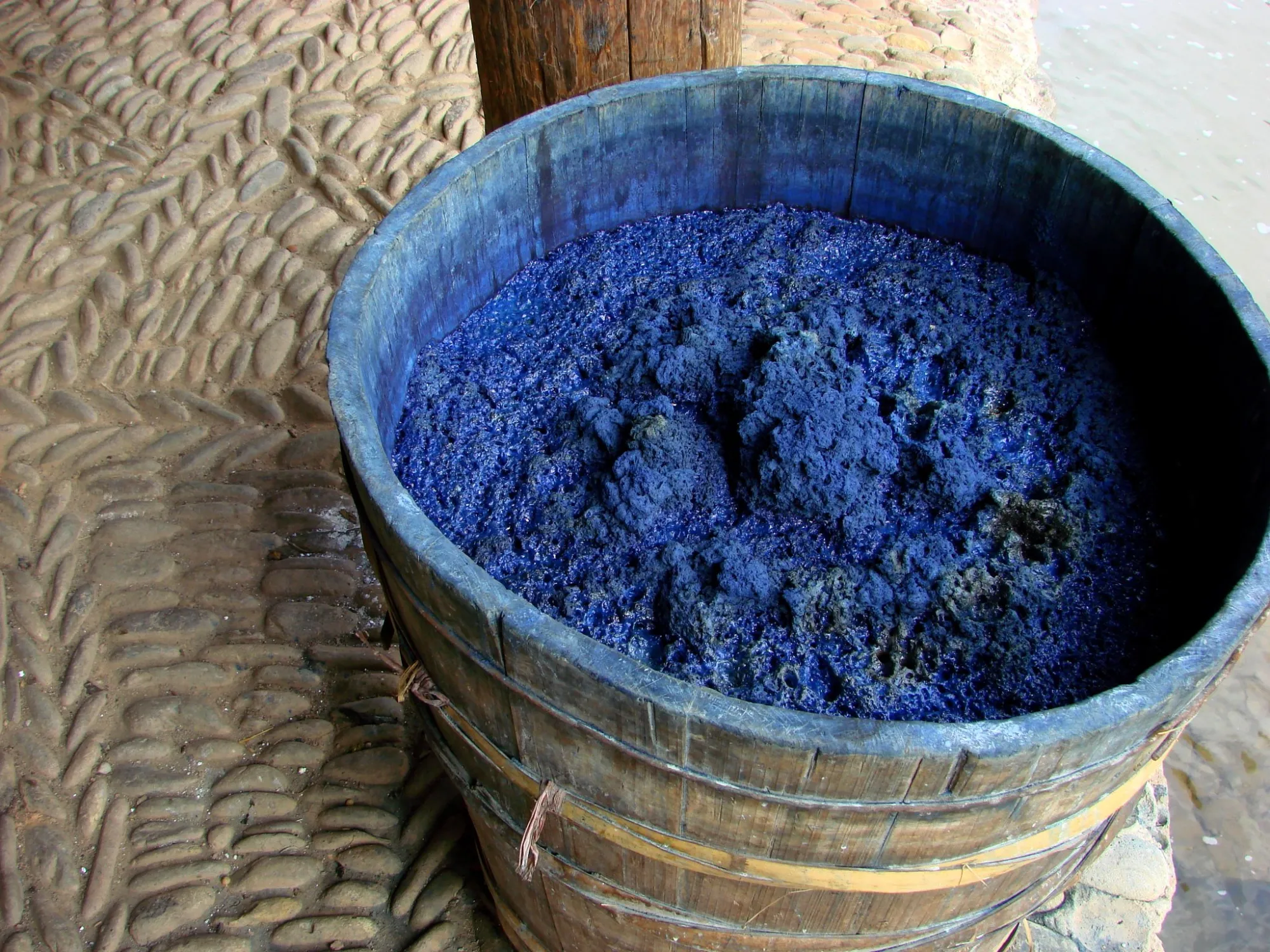 The vat and the air